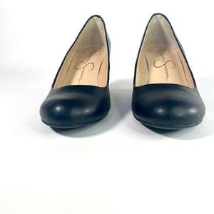 Jessica Simpson Women's Suzanna Pump Color Black Sleek Size 7.5M